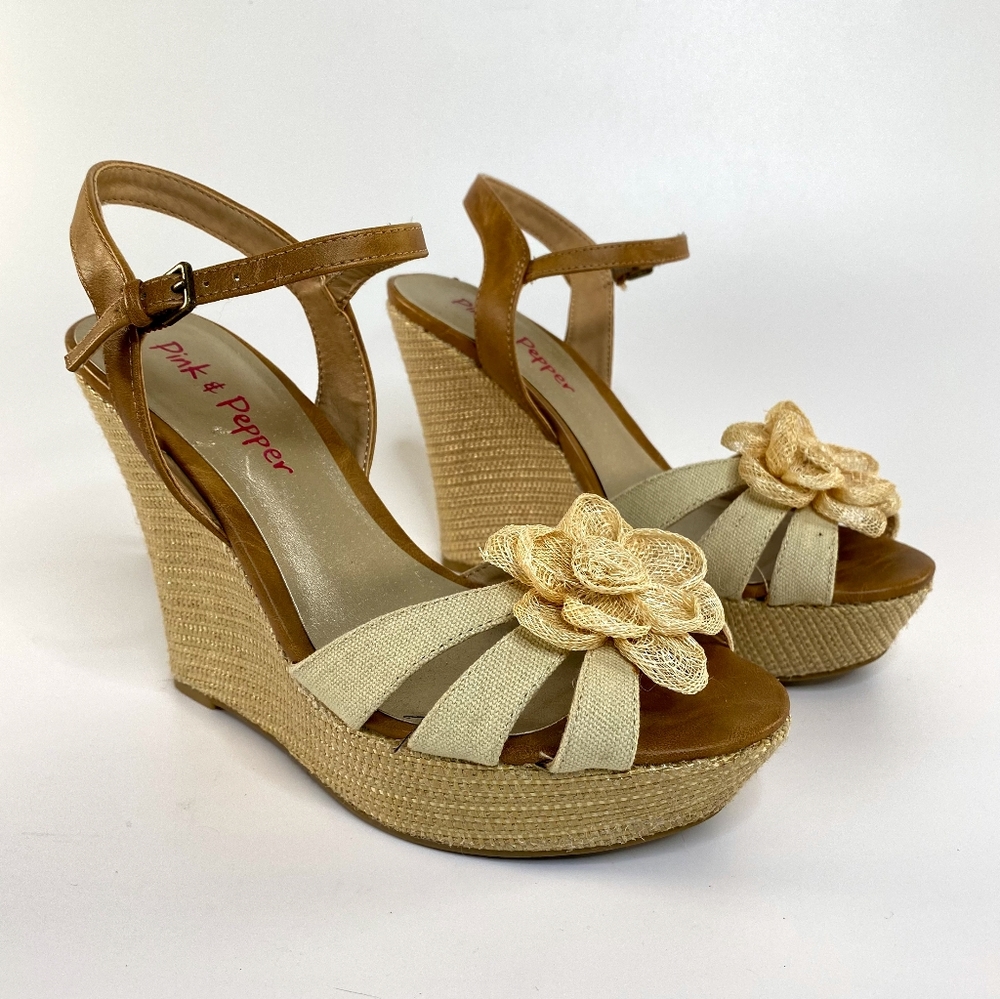 PINK & PEPPER Dynamite Ankle Strap Wedges Sz 8.5